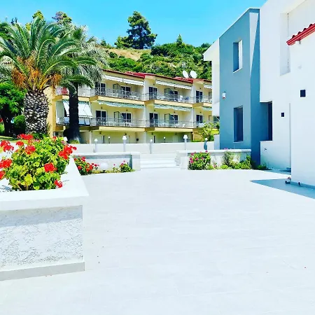 Alexandrina Apartment *