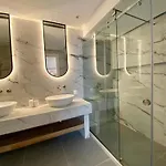 亚历山大酒店 莫拉卡里瓦