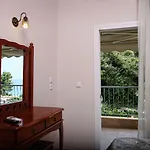 公寓 亚历山大酒店 *