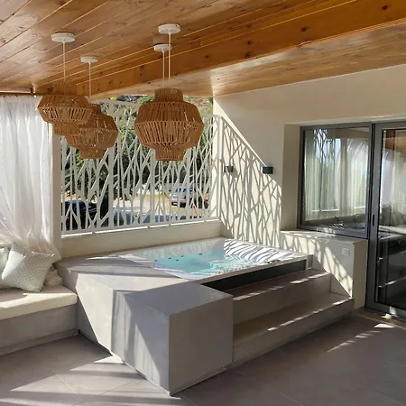 Alexandrina شقة مولا كاليفا