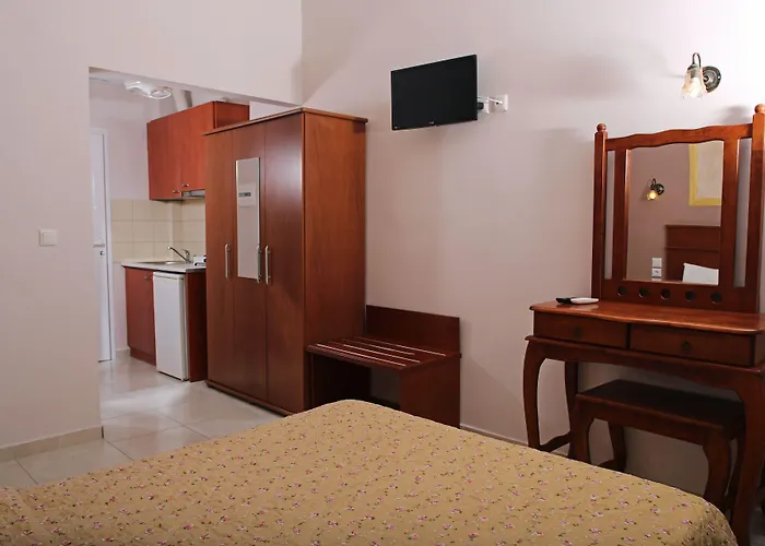 Alexandrina Moles Kalyves