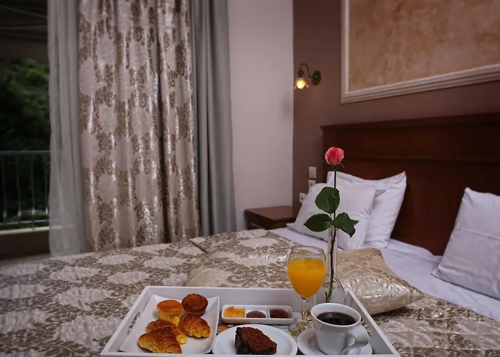 Alexandrina Moles Kalyves